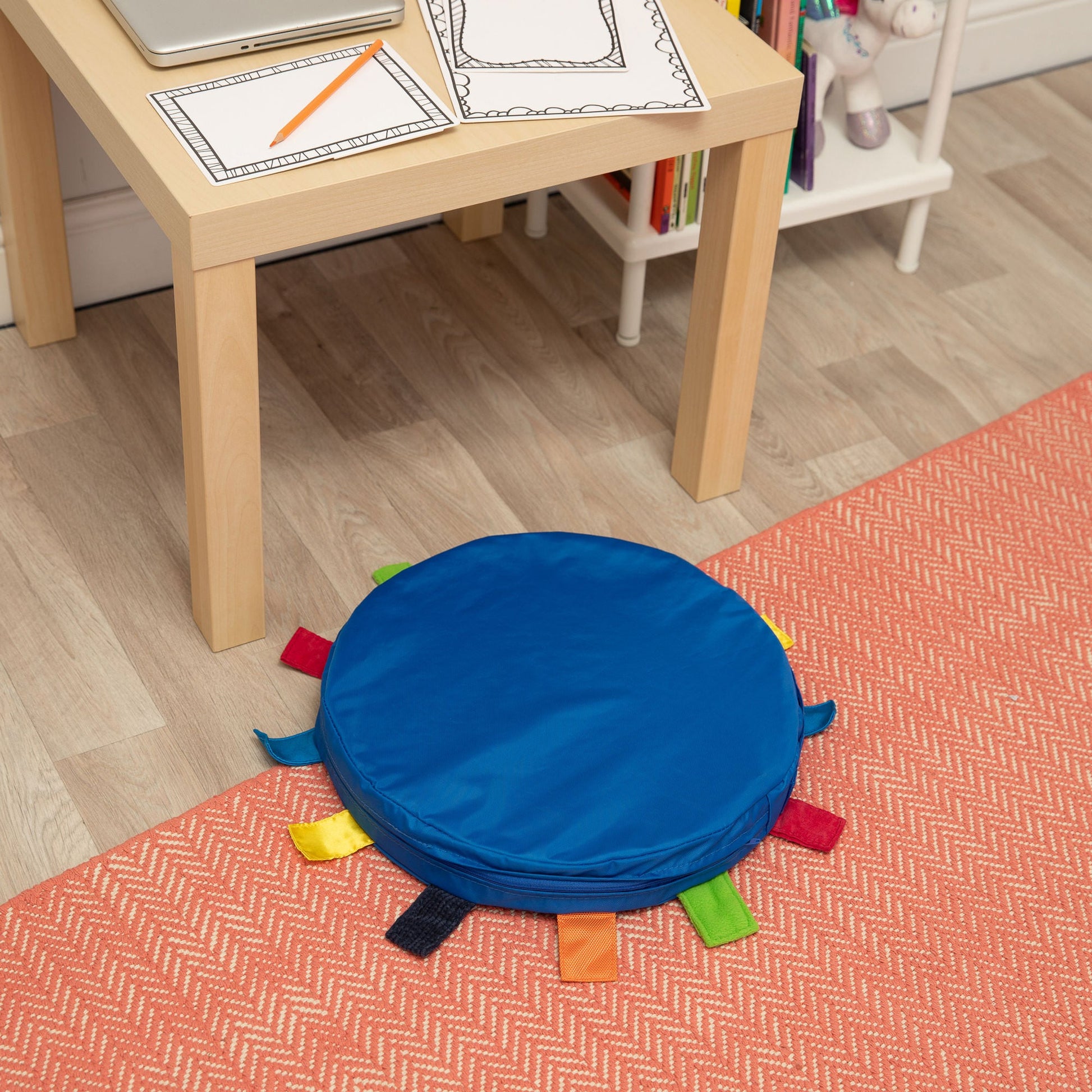 Carry Cushion - Touch Tags